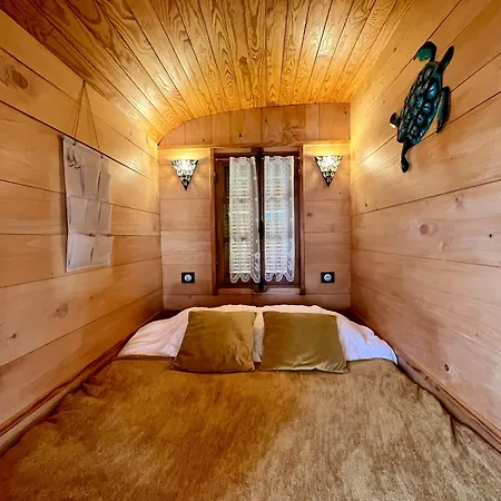 Domaine De Campras Bed & Breakfast